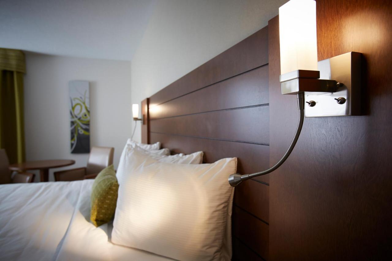 Quality Inn Rouyn-Noranda Exterior foto