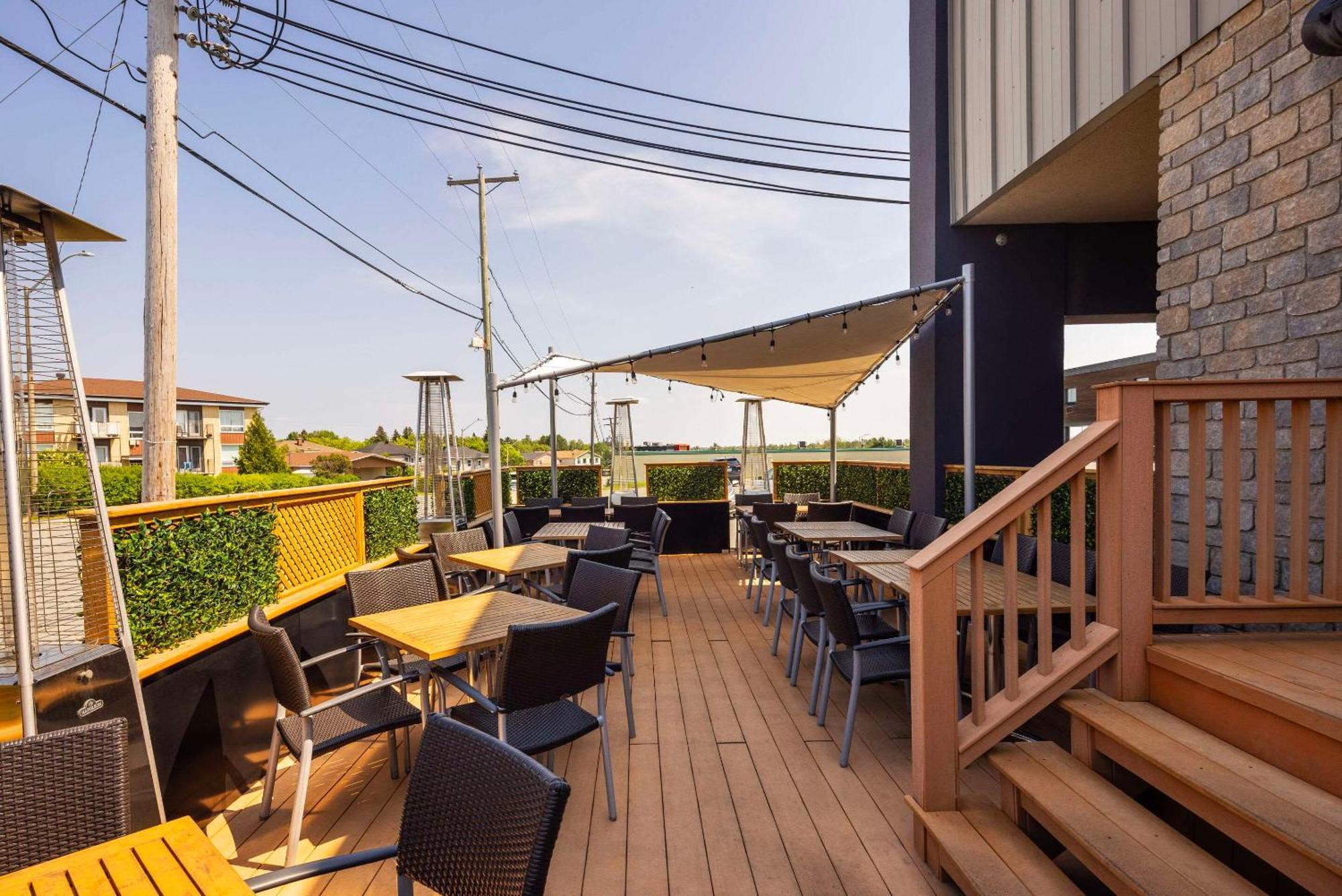 Quality Inn Rouyn-Noranda Exterior foto