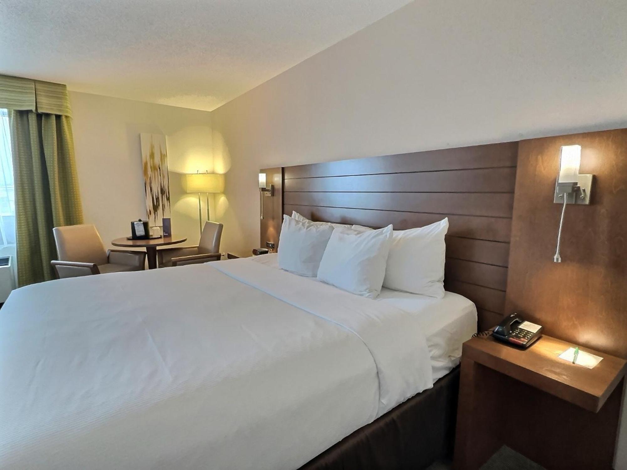 Quality Inn Rouyn-Noranda Exterior foto
